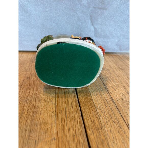 Snowman Deluxe Christmas Snow Globe 4.75" height 4" width - Picture 2 of 3